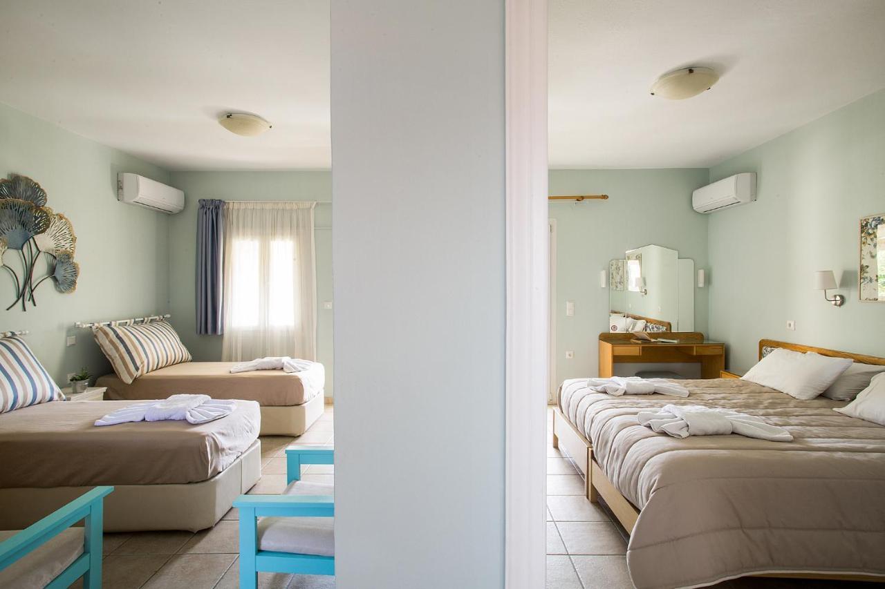 Spiti Prifti Apartments กูเวีย ภายนอก รูปภาพ