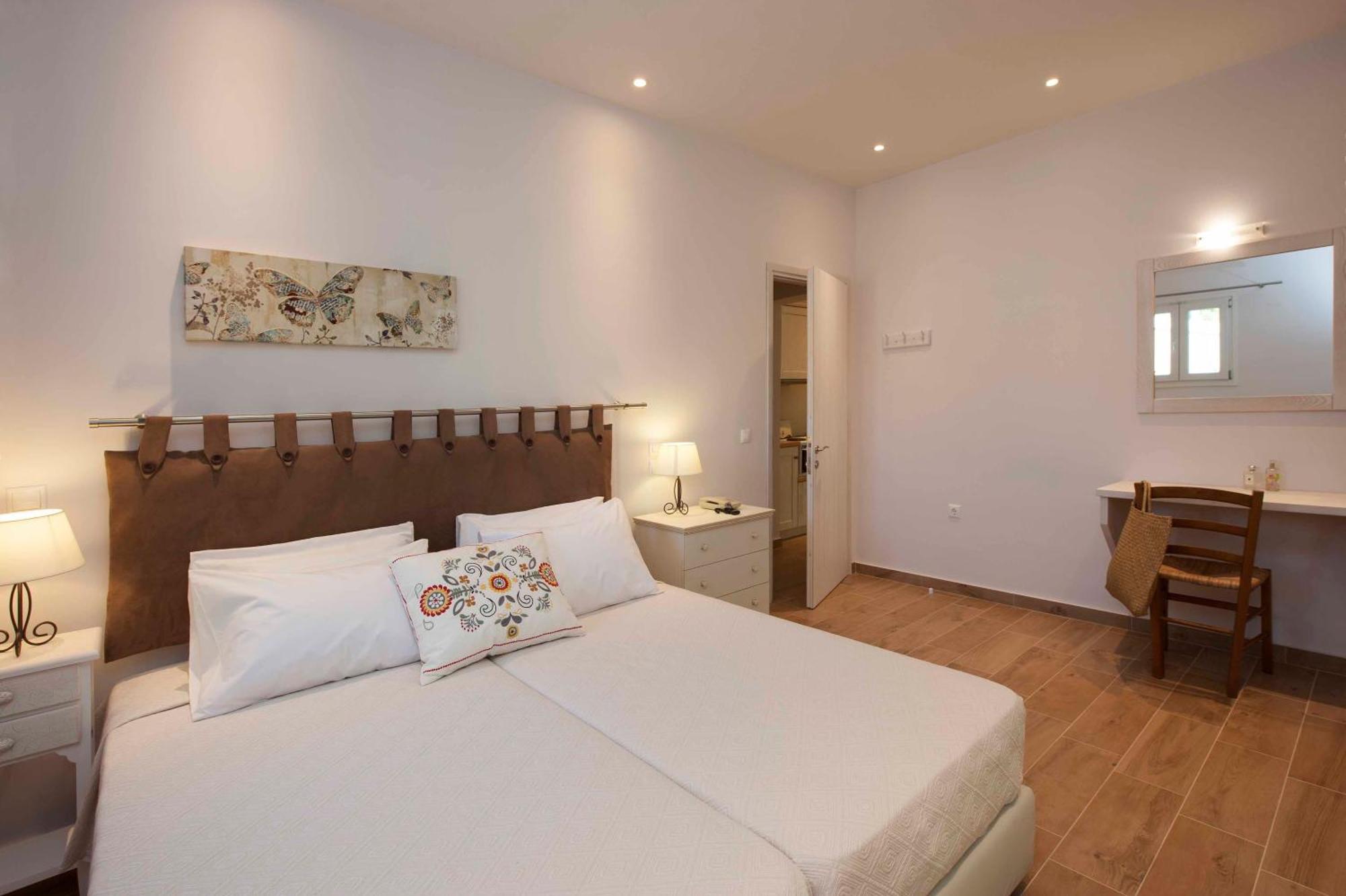 Spiti Prifti Apartments กูเวีย ภายนอก รูปภาพ