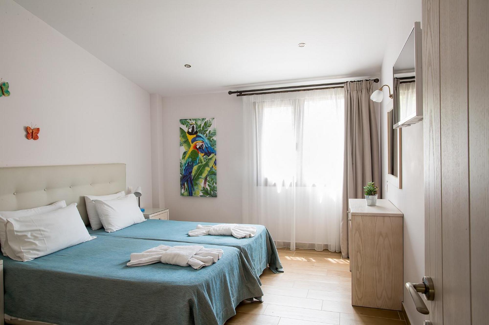 Spiti Prifti Apartments กูเวีย ภายนอก รูปภาพ