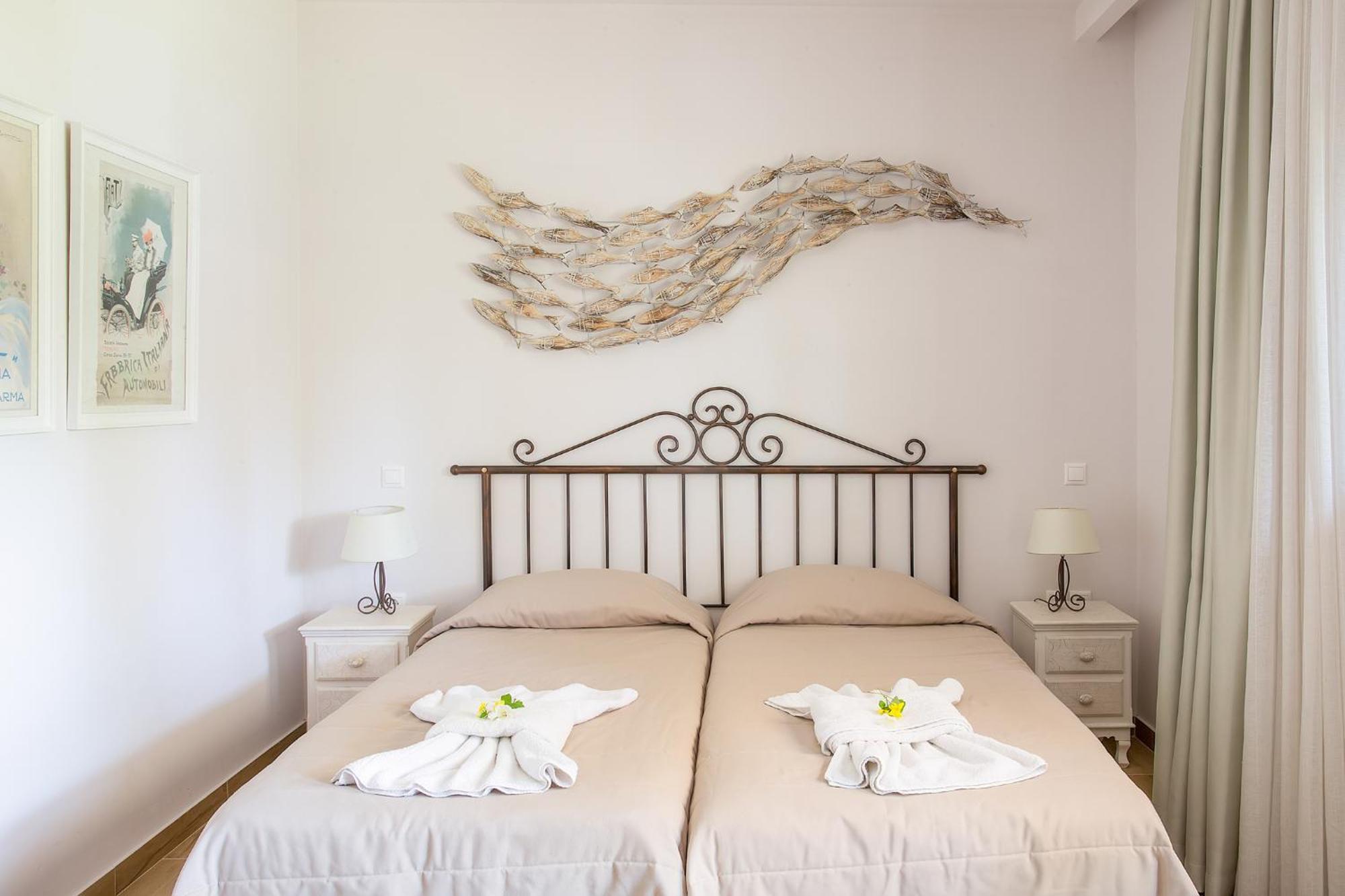 Spiti Prifti Apartments กูเวีย ภายนอก รูปภาพ